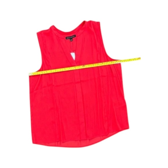 Banana Republic Sleeveless Draped V-Neck Top Large Red NWT Essential Blouse - Picture 8 of 8